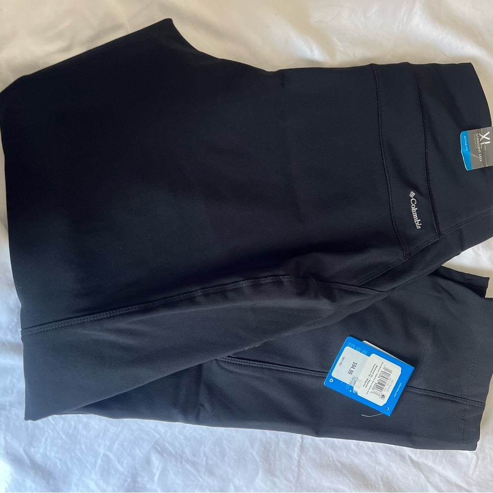 Columbia woman’s Black Fleece Pants NWT